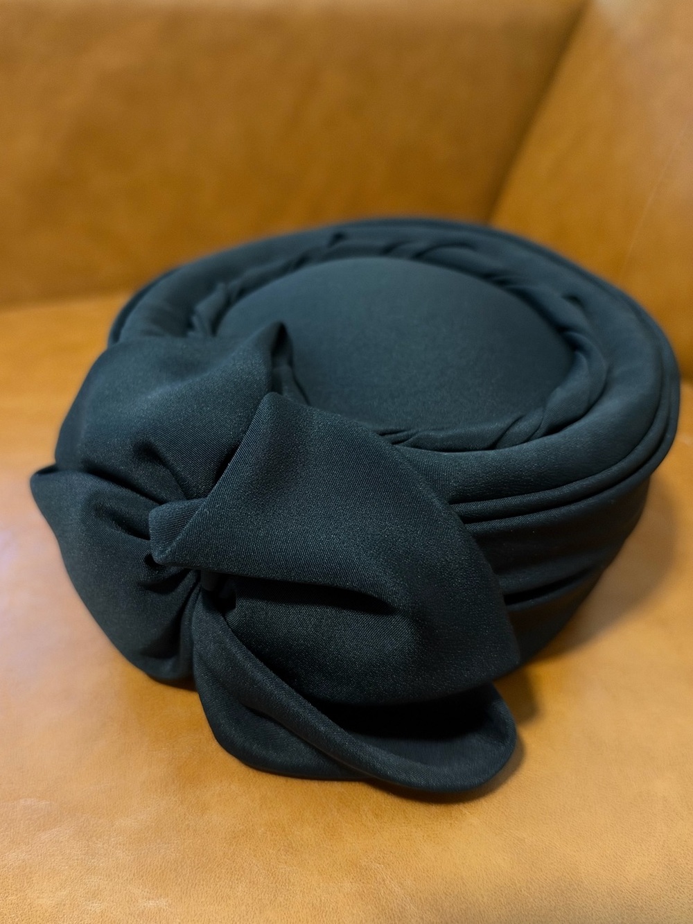 Suzanne Bow Hat in Black